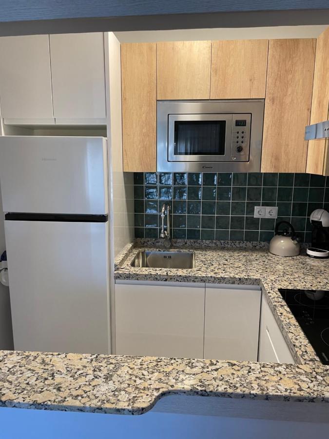 Apartamento Totalmente Reformado Con Piscina Y Jardines Al Lado De La Playa De La Carihuela Torremolinos Dış mekan fotoğraf