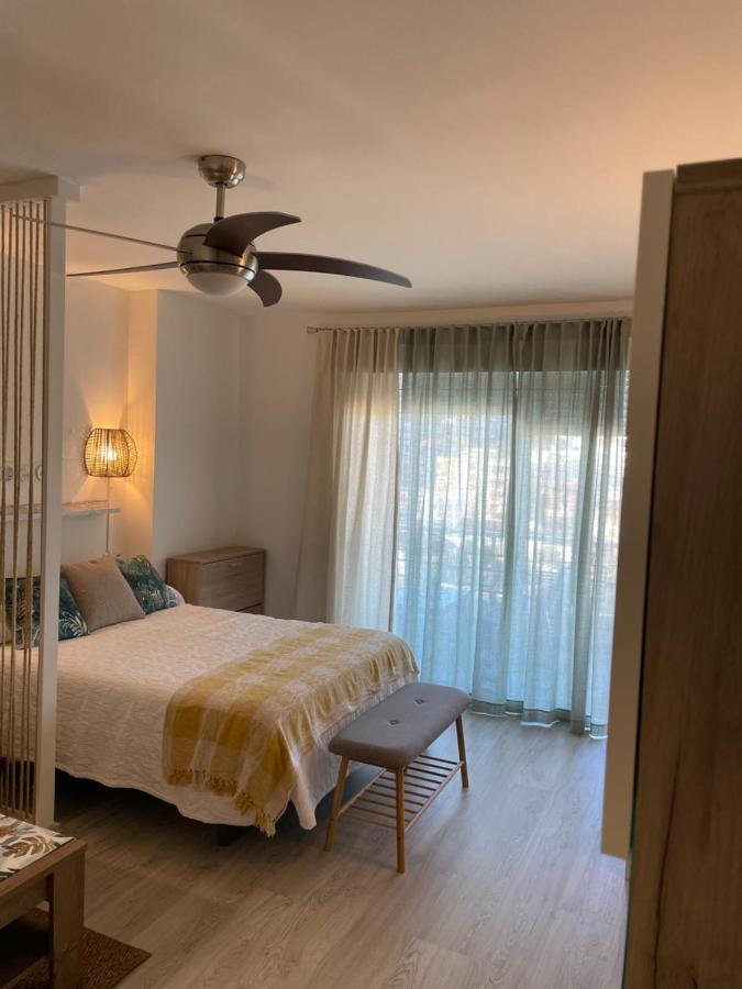 Apartamento Totalmente Reformado Con Piscina Y Jardines Al Lado De La Playa De La Carihuela Torremolinos Dış mekan fotoğraf